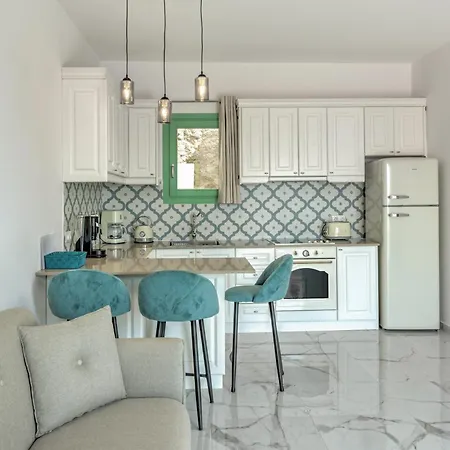Yani La Scala Luxury Vrachonisida Sokastro
