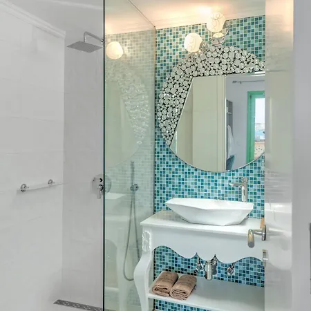 Yani La Scala Luxury Villa *