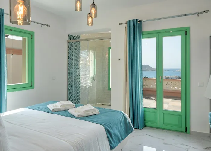 Yani La Scala Luxury 카르파토스